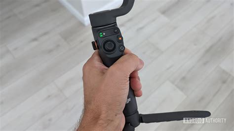 DJI Osmo Mobile 6 review: The best smartphone gimbal gets even better