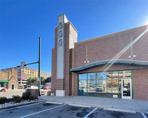 555 Broadway St Denver, CO 80203 - Shopping Center Property for Lease