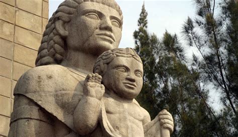 Chilango ¿cuál Es La Historia Del Monumento A La Madre