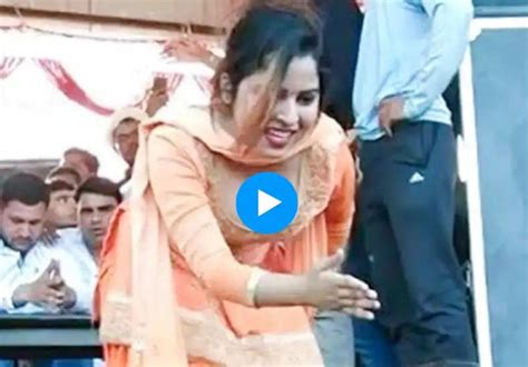 Dance Video Viral मुस्कान बेबी ने दिलकश अदाओं से किया जबरदस्त डांस 28