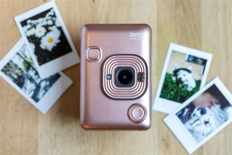 Fujifilm Lanza Instax Mini Liplay La C Mara Que Toma Fotos Con Sonido