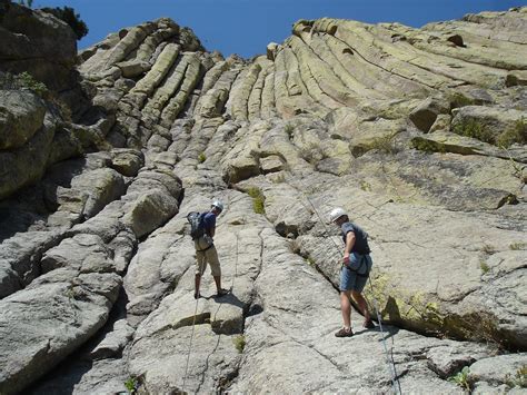 Best time for Devils Tower Climbing in Wyoming 2020 - Best Season & Map