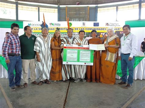 Once comunidades asháninkas del VRAEM recibieron títulos de propiedad