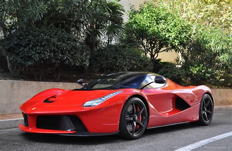 Ferrari Laferrari Specifications Photos Videos Reviews Prices