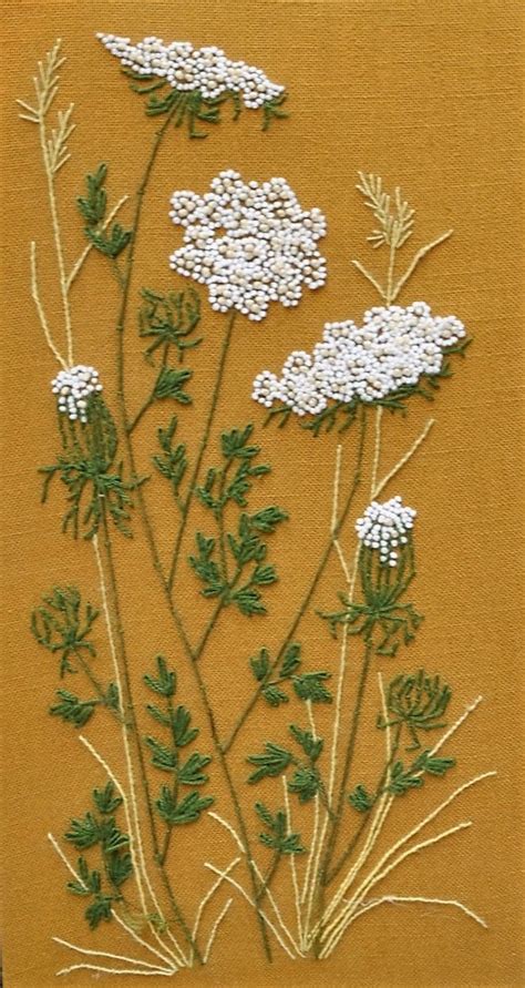 Pin By Donna Harris On All To Be Sorted Hand Embroidery Flowers