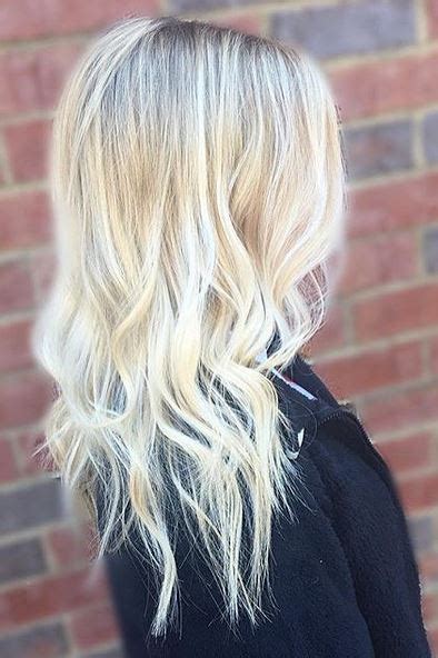 Mane Interest Blonde Mix Almost Platinum