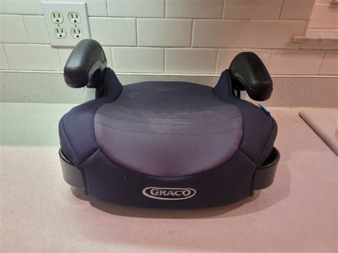 Lot 72 Graco Booster Seat Just Right Estate Sales