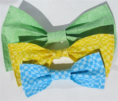 Craftaphile Giant Bow Ties As Photo Booth Props