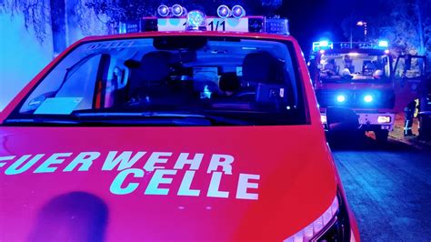 Celle Feuerwehr R Ckt Zu Brand In Wohnung Aus Ndr De Nachrichten