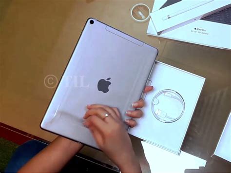 Unboxing | Apple iPad Pro 10.5 inch | Tech - Times of India Videos