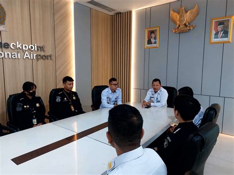 Rri Co Id Kemenkumham Jatim Pastikan Pelayanan Prima Di Tpi Juanda