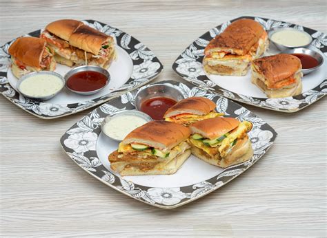 Al Madina Burger Menu In Karachi Food Delivery Karachi Foodpanda