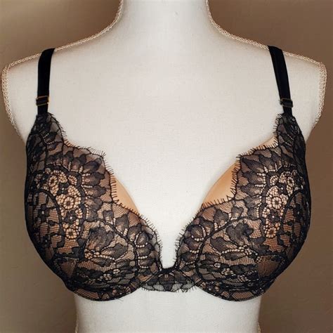 Victorias Secret Nude Black Lace Bra Gem