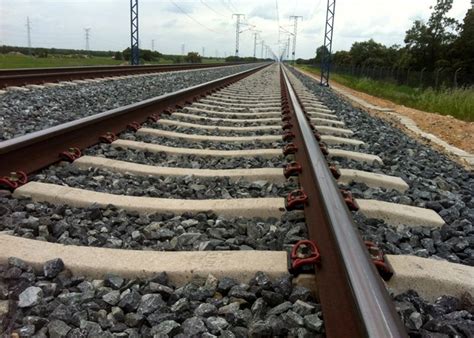 Skl Fastening System For Ballasted Track Concrete Sleepers Pandrol