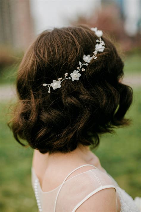 Short, Curly Bridal Hairstyle With Headband