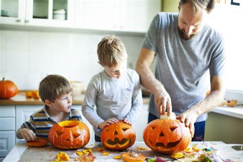 The Dos And Don'ts Of Carving A Pumpkin - Berglund Cars