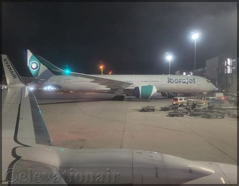 Ec Nbo Airbus A Iberojet Iberojet A Boarding Flickr