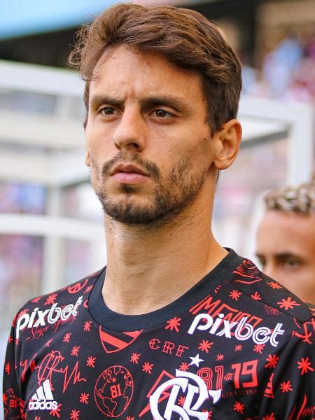 Flamengo Rodrigo Caio soma 27 minutos Sampaoli futuro é incerto