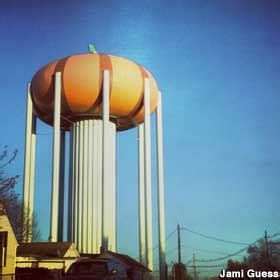 Circleville OH Pumpkin Water Tower