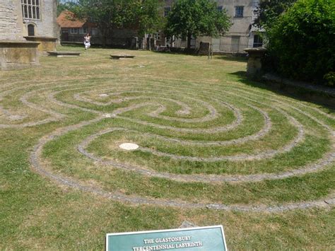 The Glastonbury Tercentennial Labyrinth, Glastonbury, Somerset - See Around Britain