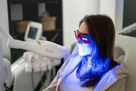 Blue Led Light Teeth Whitening Treatment In Midtown Toronto Midtown