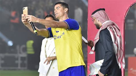 Mogelijk Laatste Duel Met Messi Is Perfecte Pr Stunt Bij Debuut Ronaldo