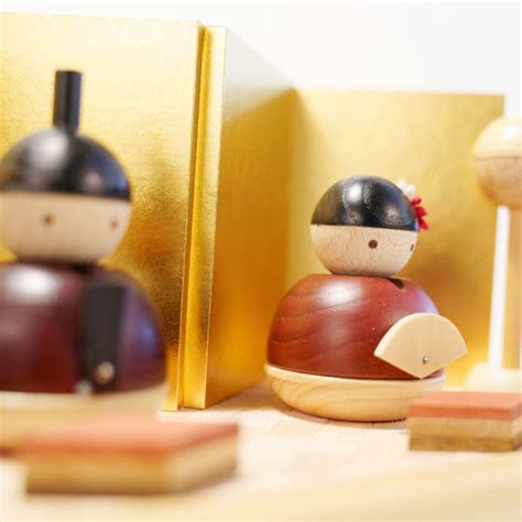 Wooden Hinamatsuri Dolls Set | Japan Trend Shop