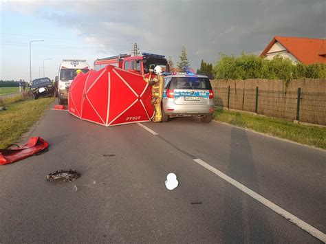 Tragiczny Wypadek W Chojniczkach Motocyklista Zgin Po Zderzeniu Z