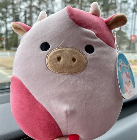 Squishmallow Reshma Strawberry Cow 8”