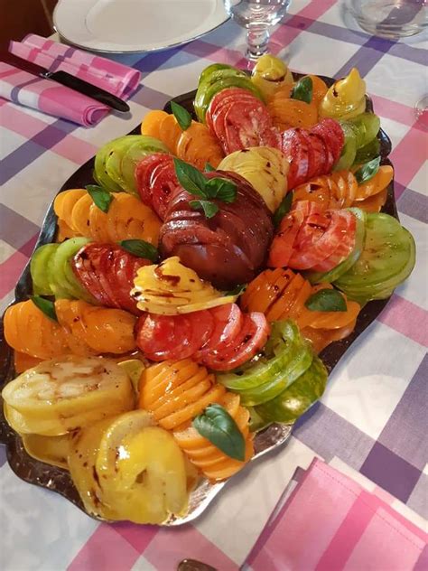 Salade Multicolore De Tomates Albapetrus