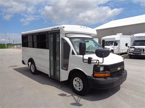 2016 Collins Chevrolet 14 Passenger Shuttle Bus