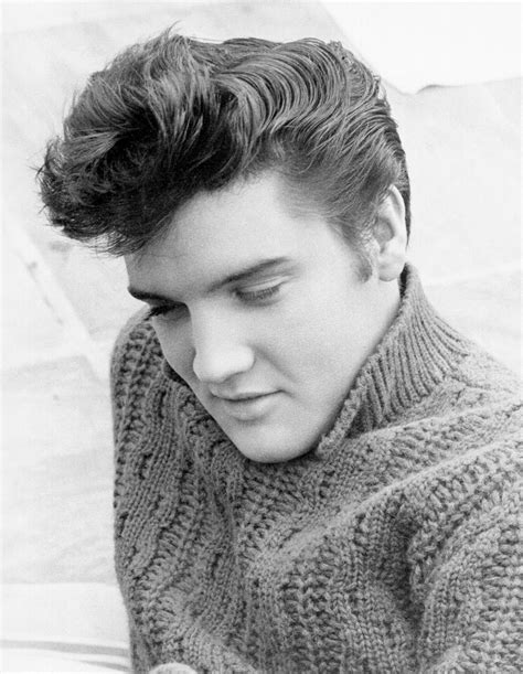 Did Elvis Presley Wear Eye Makeup? The King Apparently Loved Eyeliner