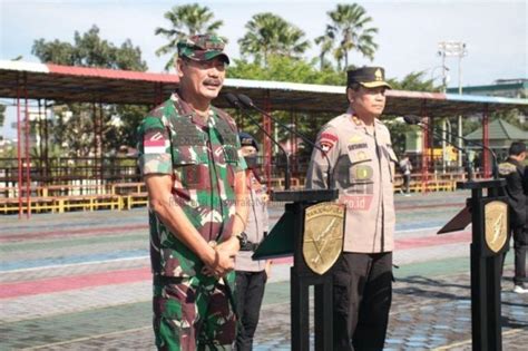 Personel Tni Polri Amankan Kunker Presiden Jokowi Di Kalbar