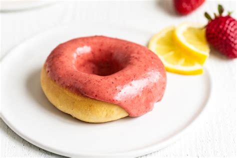 Baked Strawberry Lemon Doughnuts