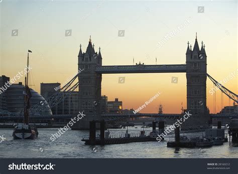 Tower Bridge Sunset London England Stock Photo 28160212 Shutterstock