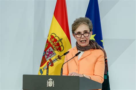 El juez aplaza la declaración de la exjefa del CNI por la querella de