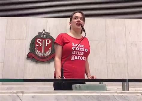 Deputada Do Psol Recebe Ameaças De Estupro E Morte Após Recitar Poema