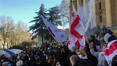 Georgien Neue Proteste Nach Festnahme Des Oppositionellen Melia