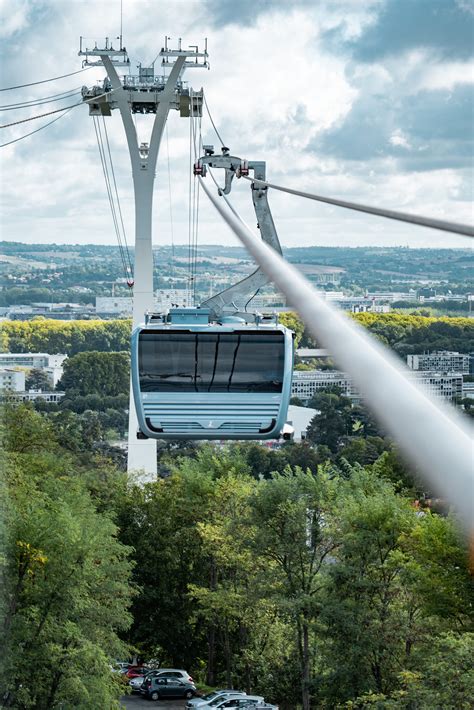 The french city Toulouse now has an urban 3S cable car - Seilbahnen ...