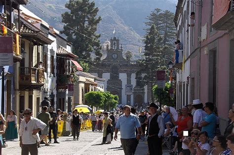 Gran Canaria Se Congrega En Teror Romer A Ofrenda Del Pino