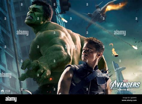 THE HULK, JEREMY RENNER POSTER, THE AVENGERS, 2012 Stock Photo - Alamy