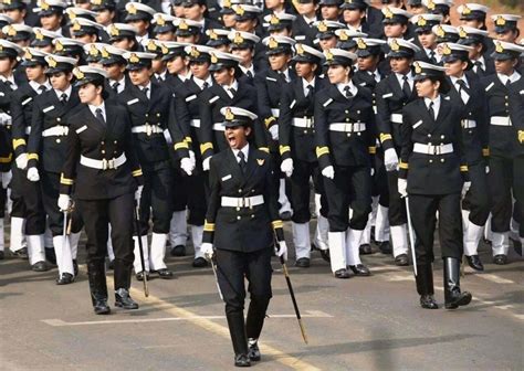 11 Awesome Pictures Of Army Navy Airforce Women Officers Contingent