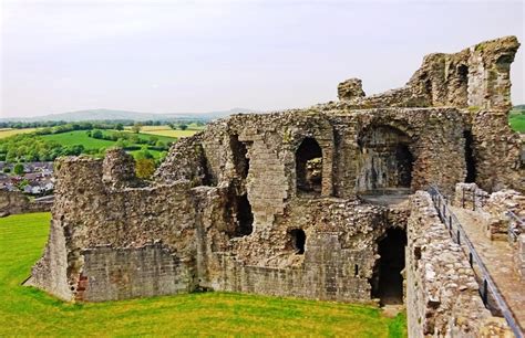 Discover A Host Of Medieval Castles In North East Wales The Quirky