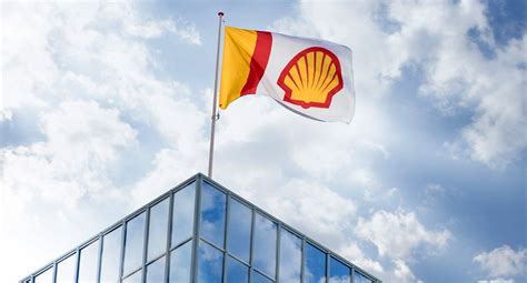 Shell prevê investimentos de US 6 mil milhões de dólares em petróleo e