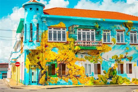 The Ultimate Guide to Street Art on Curaçao – Curacao Activities