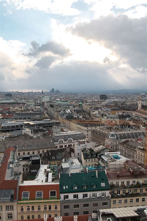 Viena Vazuta De Sus Din Turnul Catedralei Stephansdom Mihai Jurca