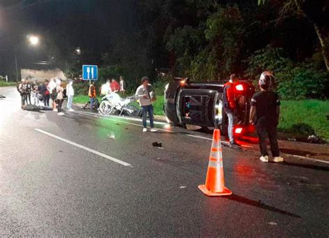 Dos Jóvenes Murieron En La Vía Tunja Bogotá Después De Ser Arrollados Por Conductor Borracho