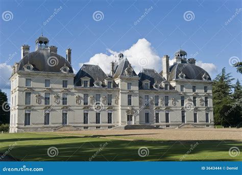 Chateau Cheverny stock photo. Image of grass, cloud, history - 3643444