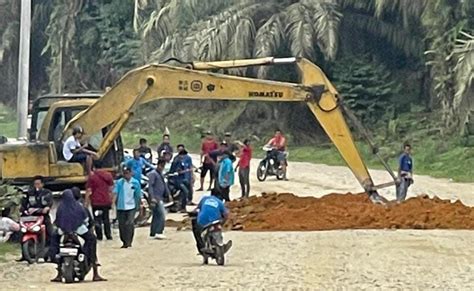 Masyarakat Dan Jemaat Gereja Resah Akses Jalan Melalui PT Nikmat