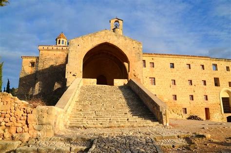 TRIBUNA DEL BERGUEDÀ ESGLÉSIA DE SANT SALVADOR HORTA DE SANT JOAN